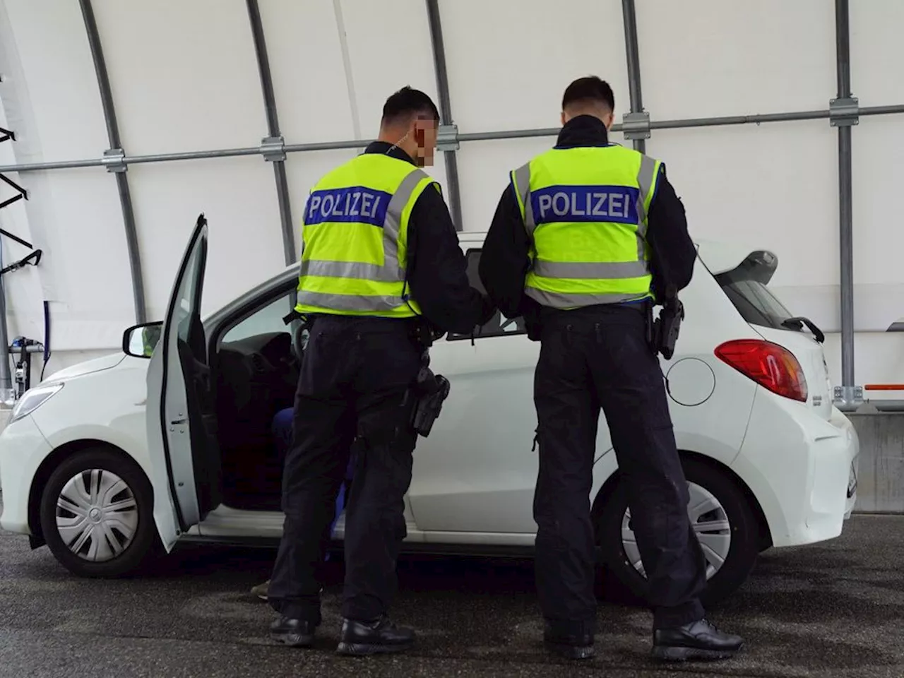 Ungewollt schnelles Wiedersehen: Polizei stoppt illegale Einreise in Hörbranz