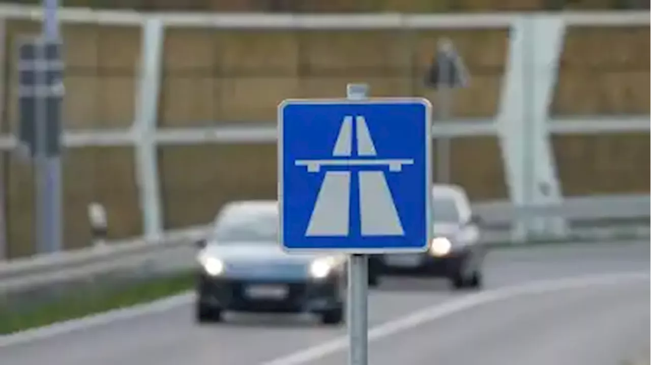 Breiter Protest gegen Sparpläne bei Autobahnen