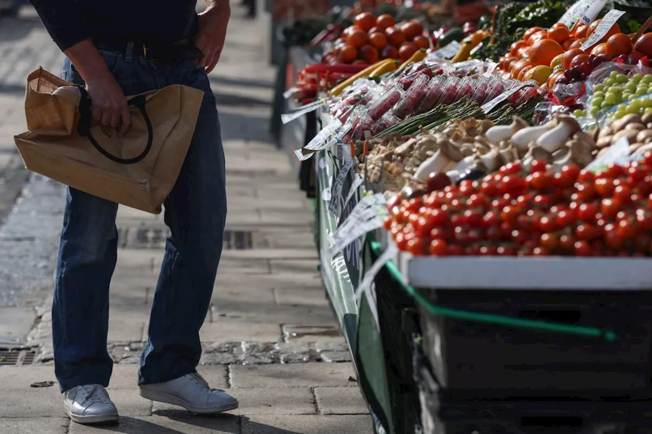 UK Inflation Hits 2% Goal for First Time in Almost Three Years