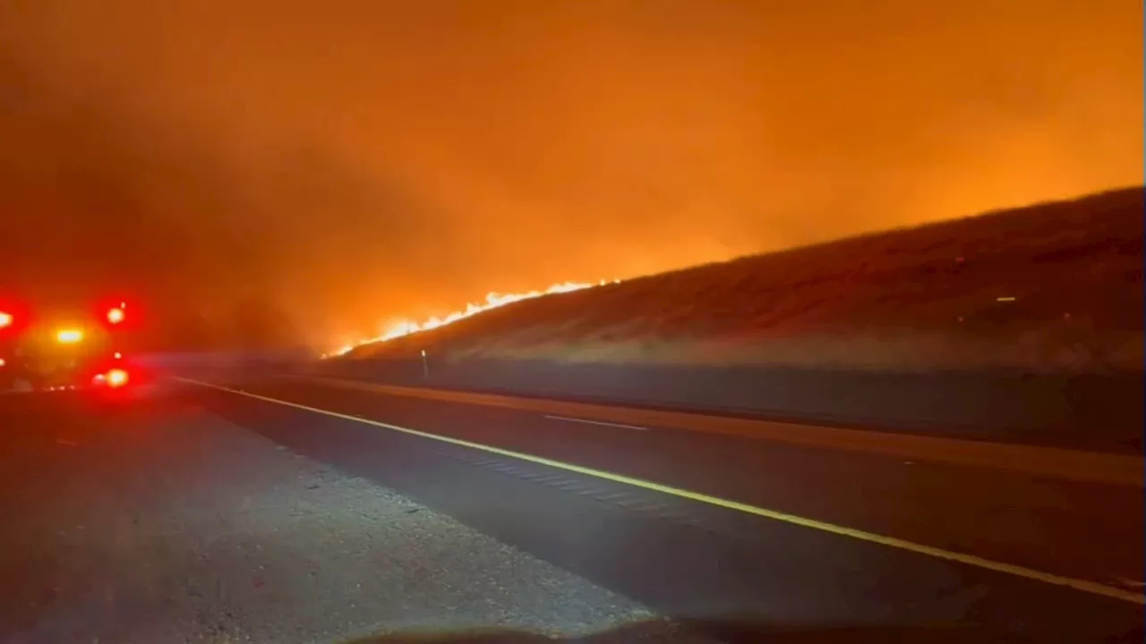 12,500-acre brush fire burning in Livermore-Tracy area; 15% contained, CAL FIRE says