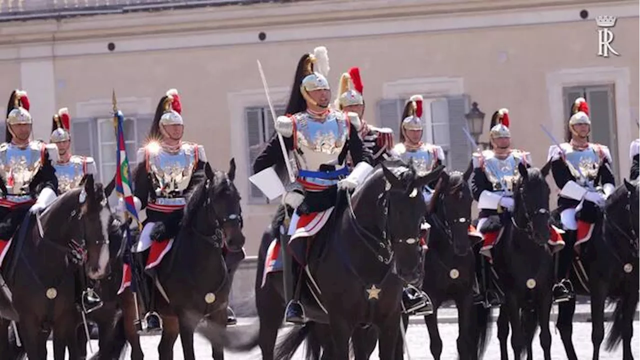 Quirinale, il cambio solenne della guardia dei Corazzieri