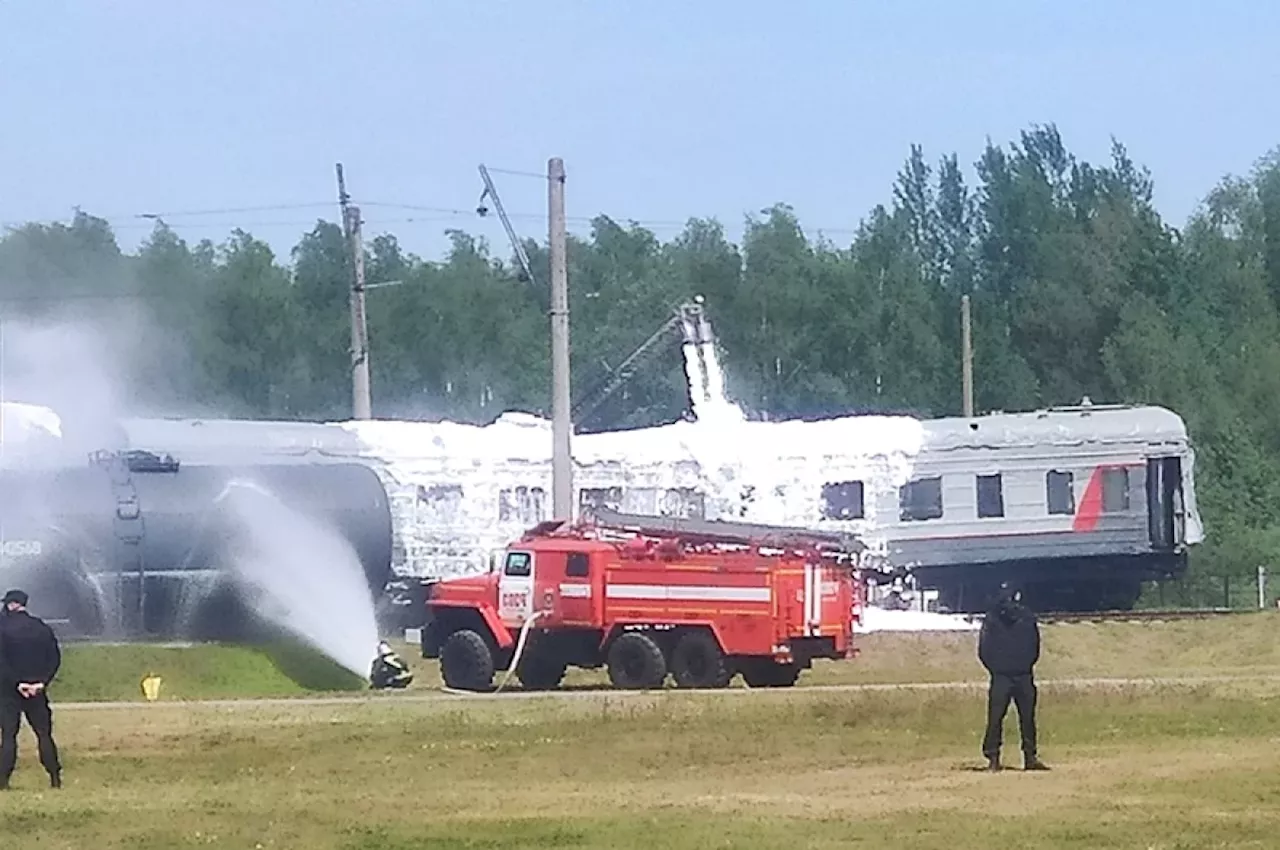 Сбивали БПЛА и тушили горящие поезда. МЧС провело учения в Подмосковье