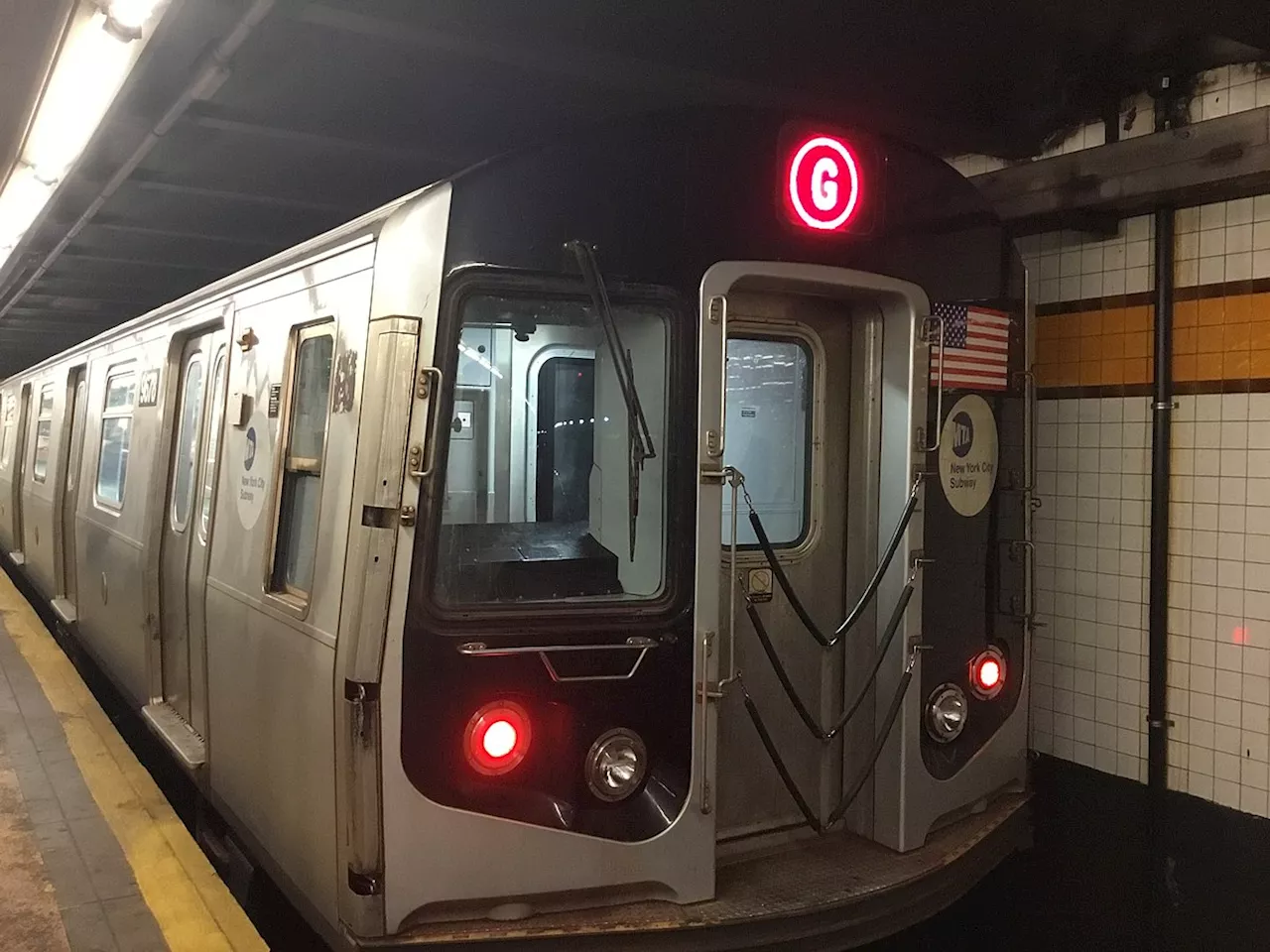 Brooklynites express frustration as G train summer shutdown looms