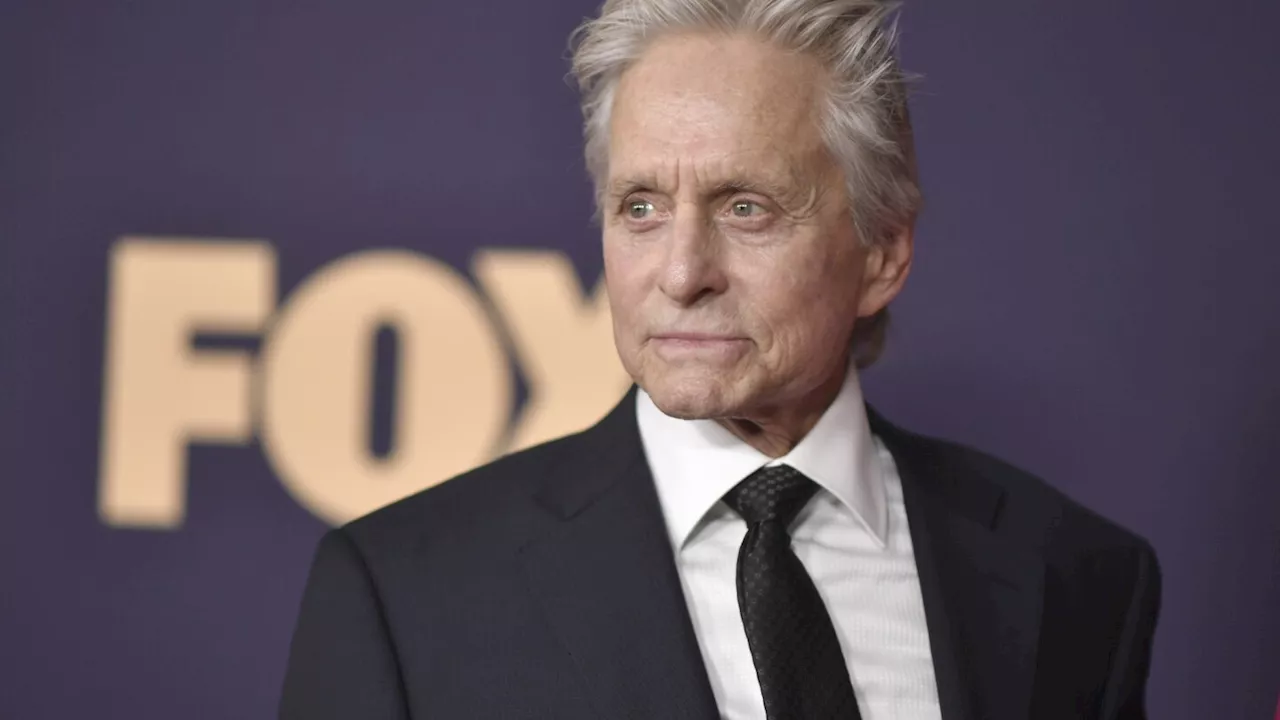 Michael Douglas pays solidarity visit to southern Israel