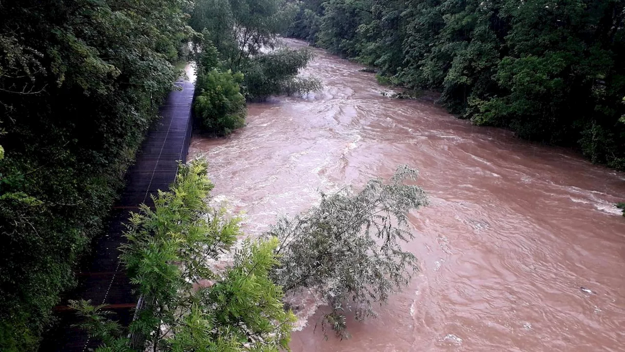 Hochwasserlage in Augsburg: Pegel der Wertach wieder gesunken