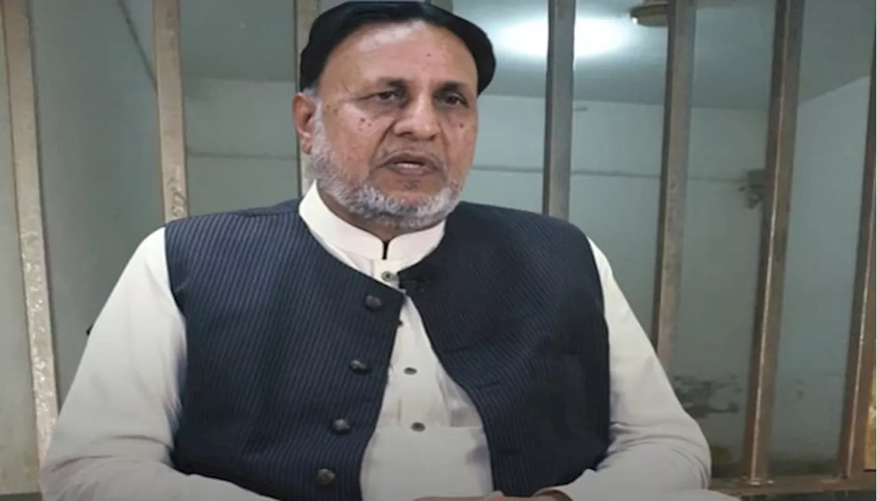 Mehmood-ur-Rasheed shifted to hospital due to stomach pain