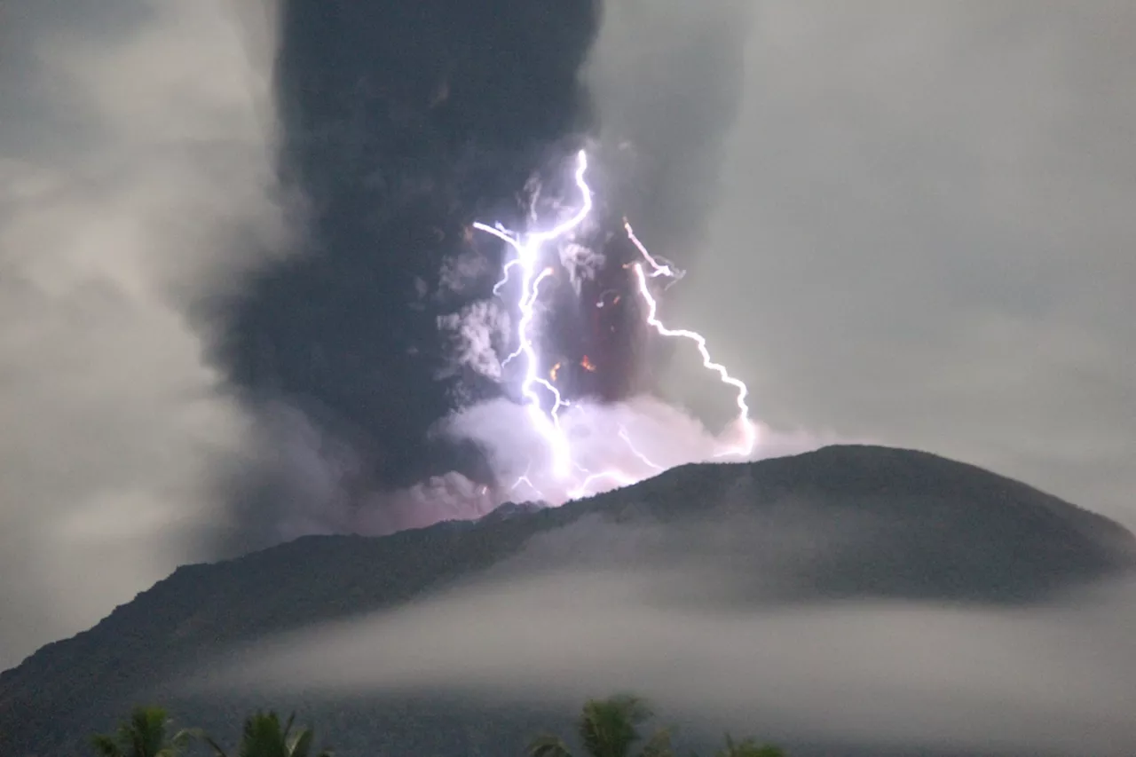 Mount Ibu in North Maluku erupts, spewing ash seven kilometres high