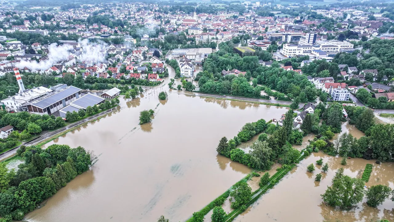 Weitere Dämme in Oberbayern gebrochen