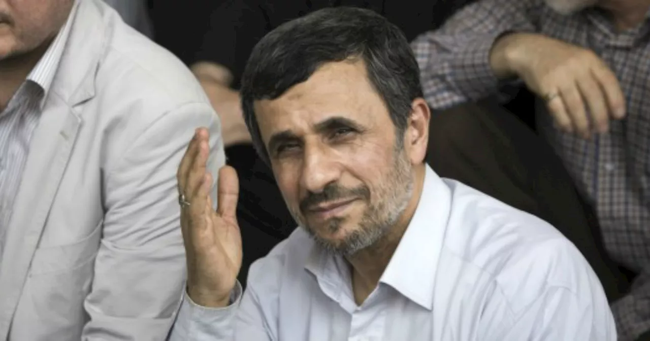 Ahmadinejad ci riprova: ufficializzata la candidatura alle prossime Presidenziali in Iran