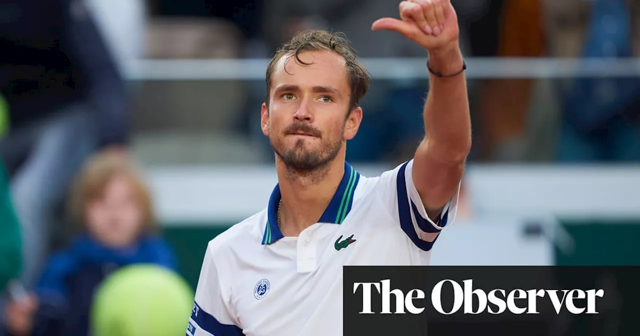 Medvedev marches into fourth round as Zverev edges French Open thriller