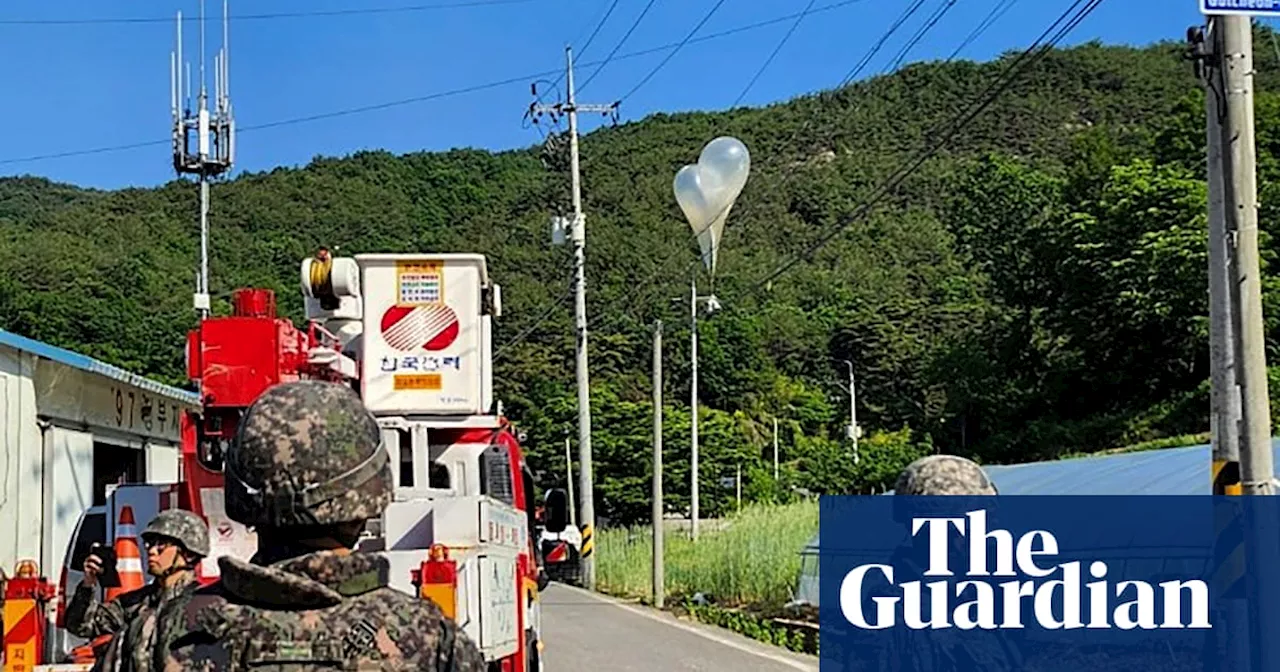 North Korea sends 600 more rubbish-filled balloons across border, South says