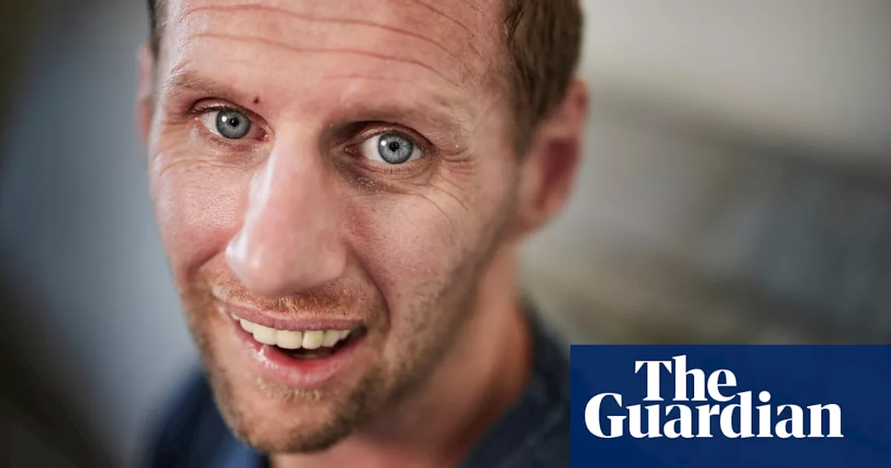 Rob Burrow, former Leeds scrum-half, dies at 41, years after MND diagnosis