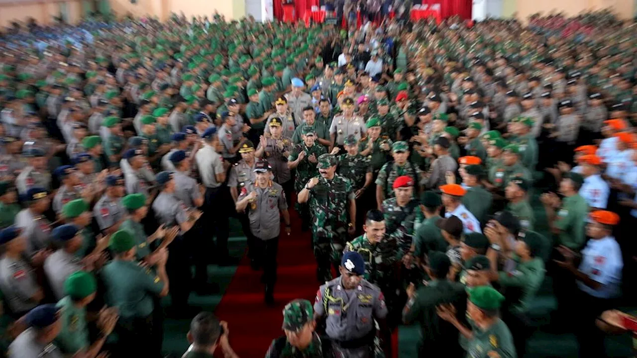 Bagaimana Revisi UU TNI dan Polri Dapat Mengancam Demokrasi?