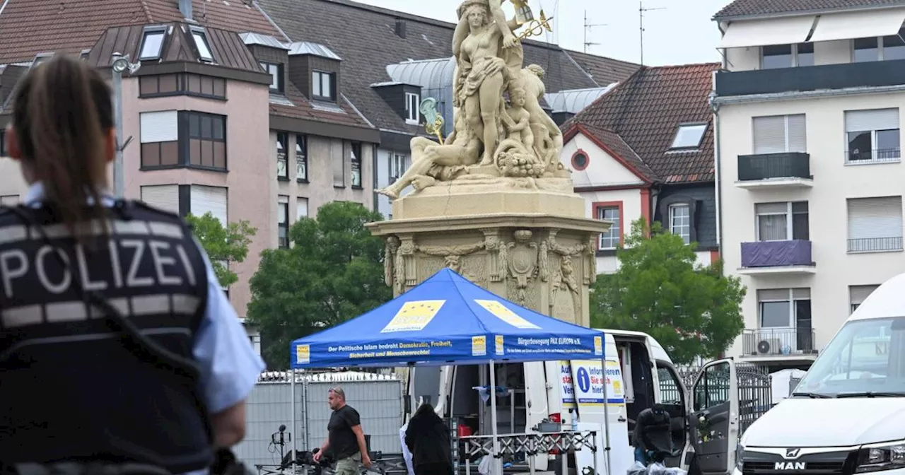 Mannheim: Mahnwache nach Messerangriff, Polizist noch in Lebensgefahr