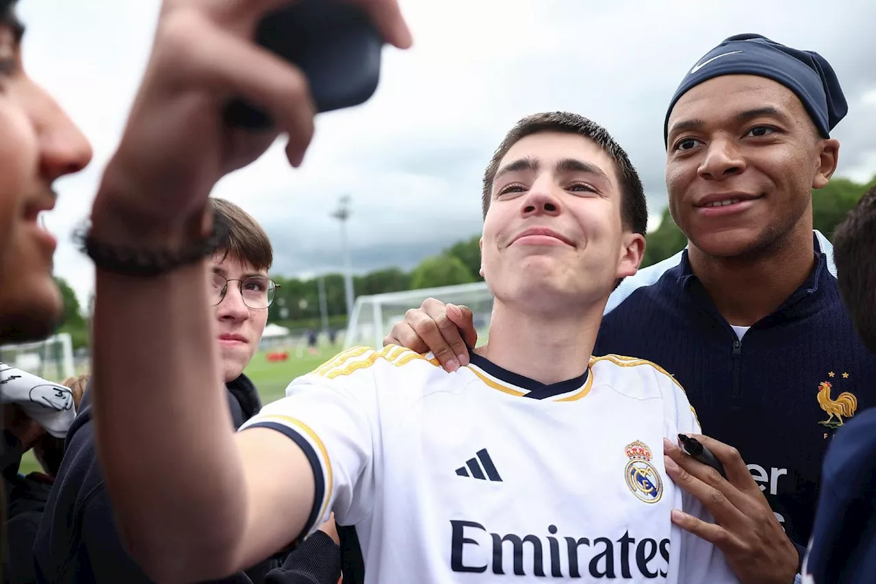 Foot: le Real Madrid attend Mbappé pour continuer la fête