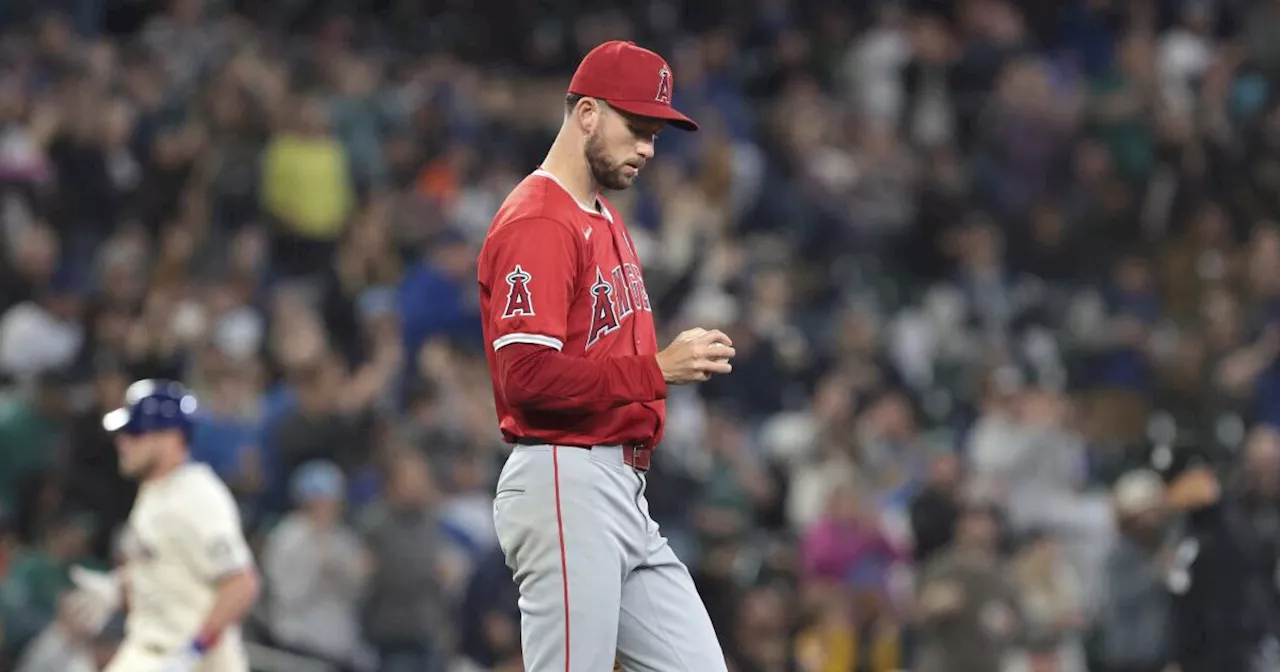 Angels' woes at the plate continue in sweeping loss to Mariners