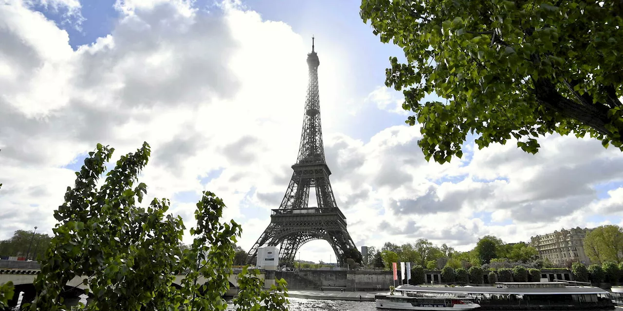 Que sait-on sur les cercueils retrouvés devant la Tour Eiffel ?