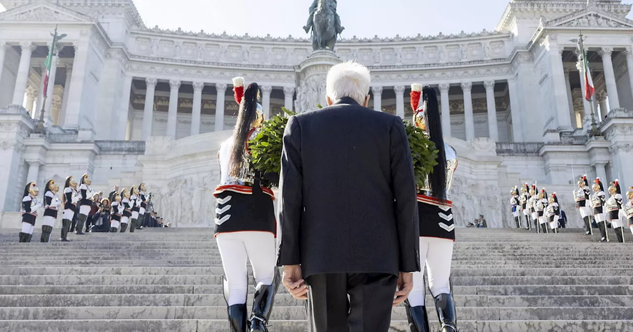 2 Giugno, Mattarella all&#039;Altare della Patria: &#034;Costituzione lungimirante e saggia&#034;