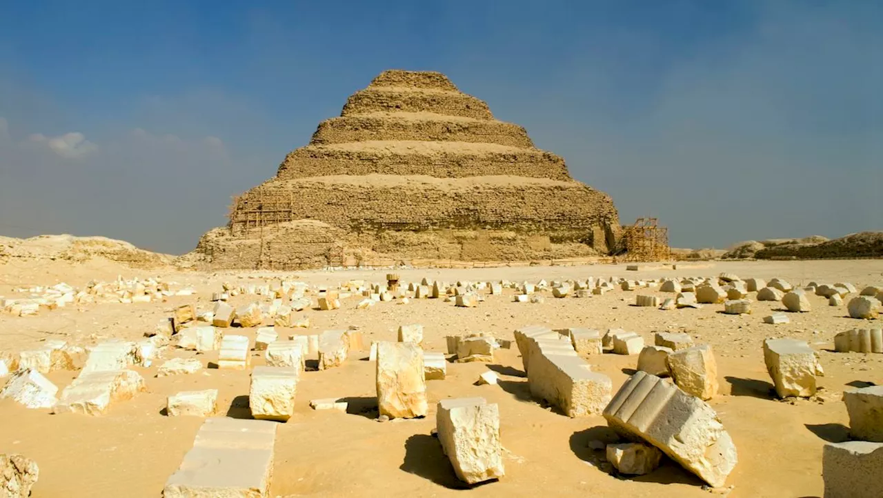 Why are so many ancient Egyptians buried at the Saqqara necropolis?