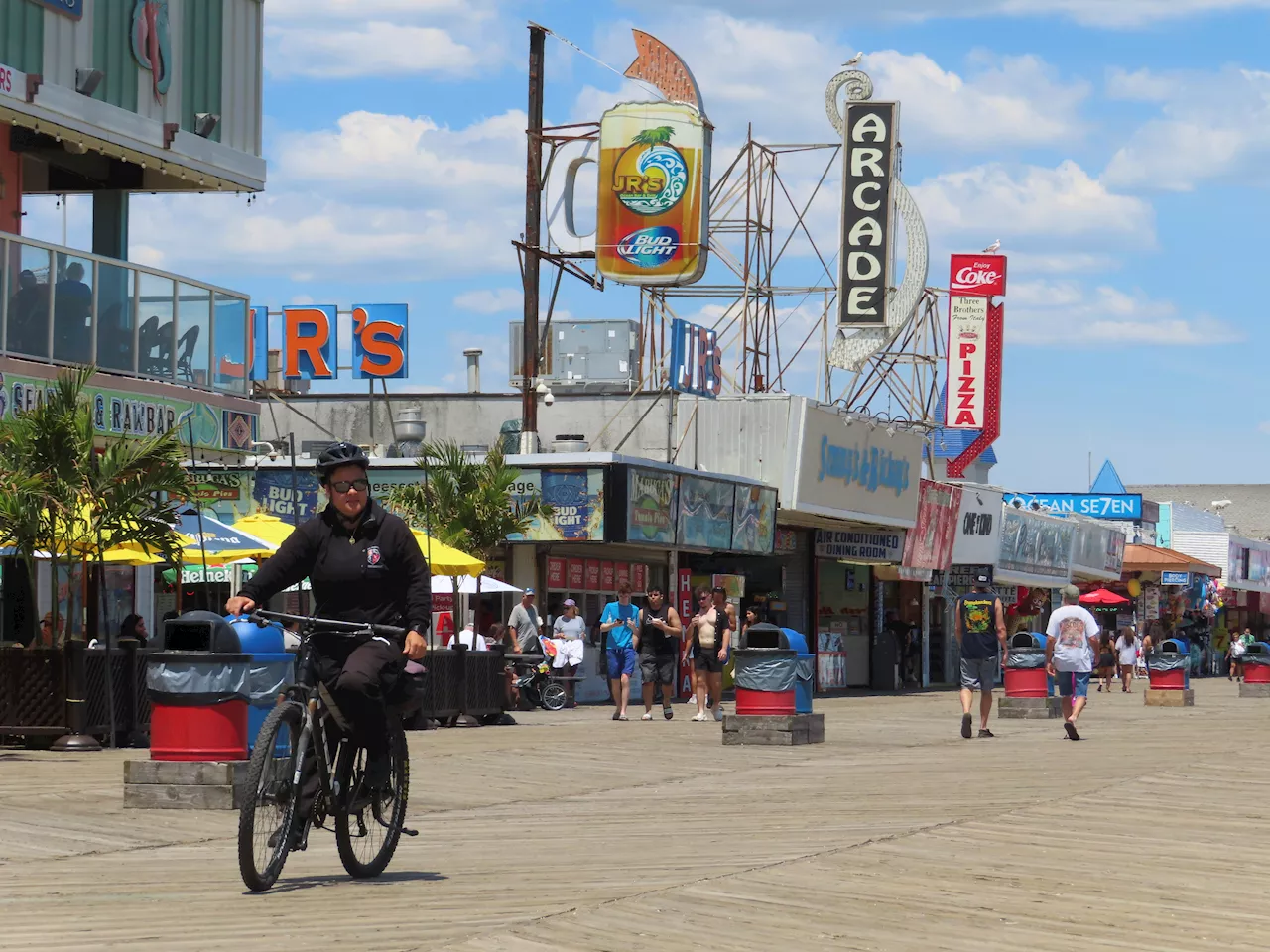 Jersey Shore police say ‘aggressive' crowds, not lack of police, caused Memorial Day weekend issues