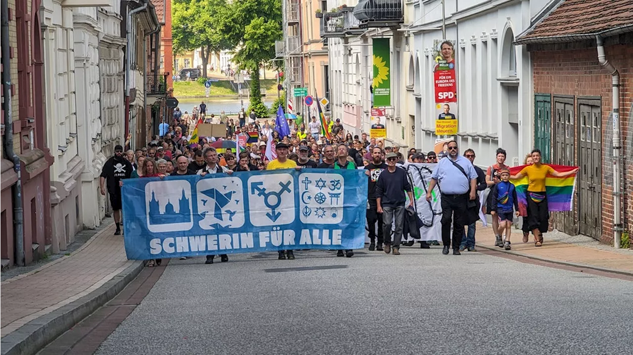 Tag der Demokratischen Vielfalt in MV: 'Nie wieder ist jetzt'