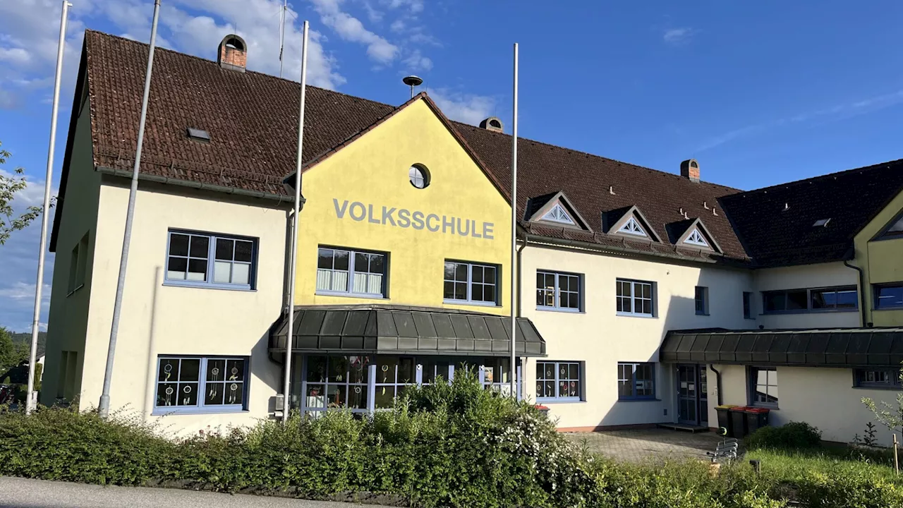 Artstettner Schule platzt aus allen Nähten - jetzt gibt's Container