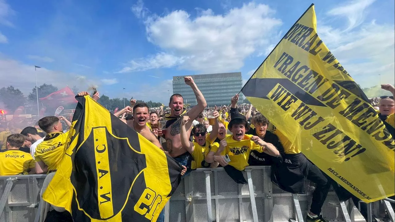 NAC naar de Eredivisie: mensenmassa bij het stadion, fans tellen af