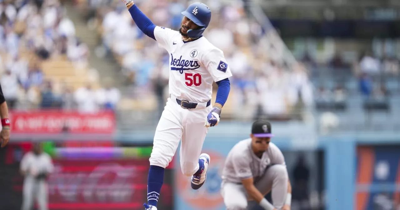 Betts y Freeman jonronean y respaldan sólida salida de Stone en blanqueada de Dodgers ante Rockies