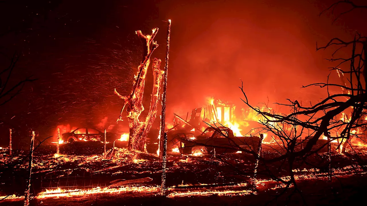 California wildfire: Thousands of residents evacuate after blaze breaks out near city of Tracy