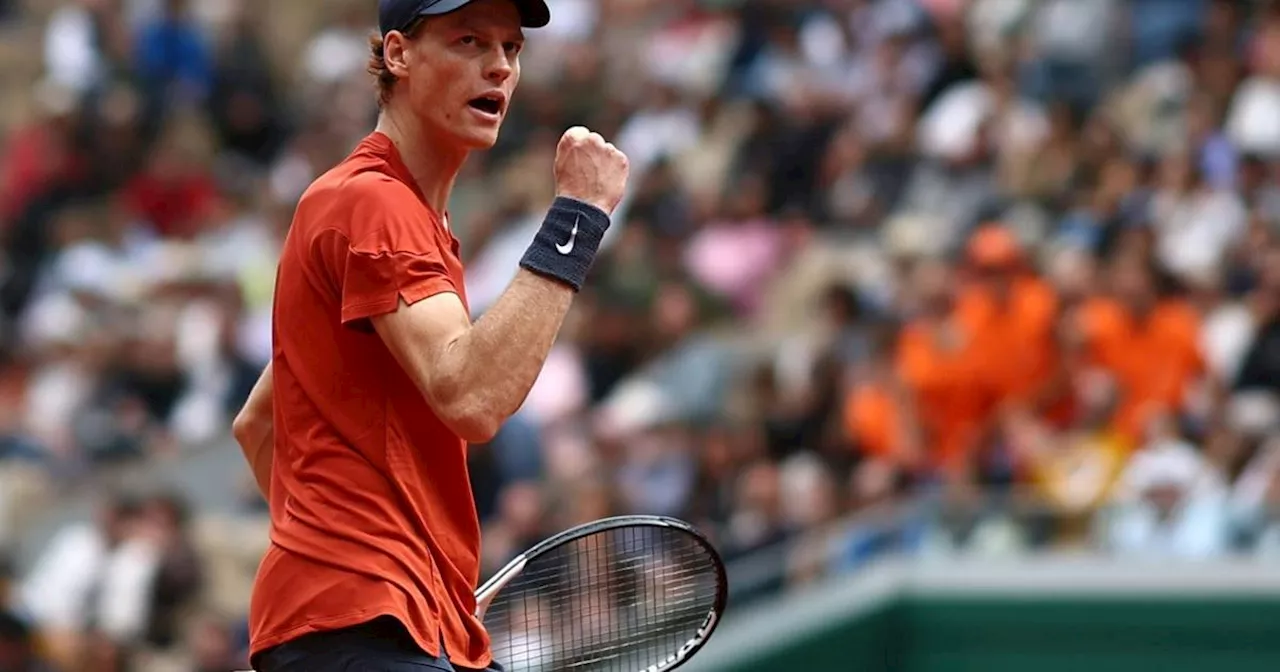 French Open: Achtelfinale mit Sinner, Alcaraz und Tsitsipas live im TV, Stream und Ticker