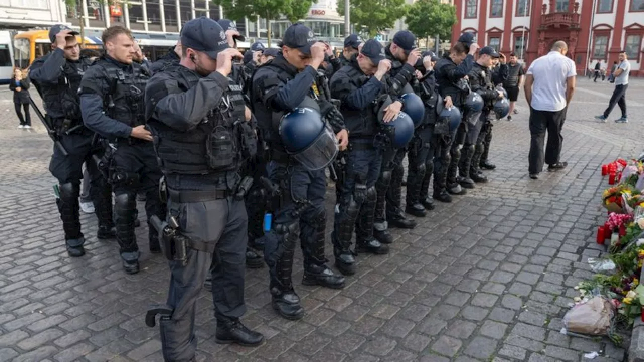 Kriminalität: Polizist stirbt nach Messerangriff auf Mannheimer Marktplatz