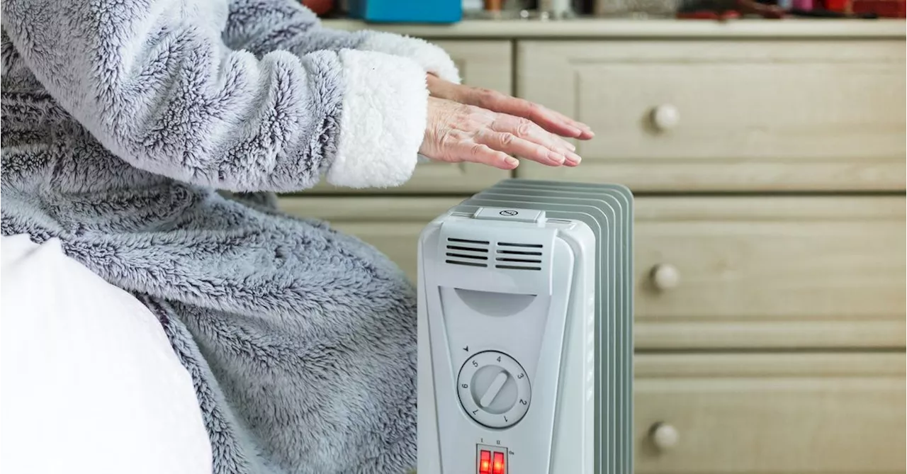 Uninsulated, draughty homes leave Australians shivering through winter