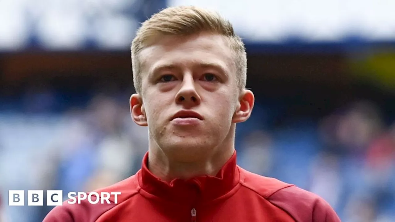 Connor Barron: Rangers sign midfielder following Aberdeen exit