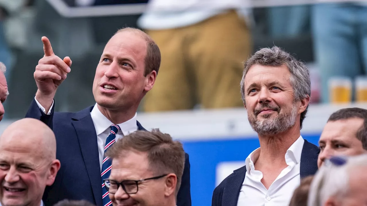 Prinz William und König Frederik im Stadion: Royals bei England gegen Dänemark