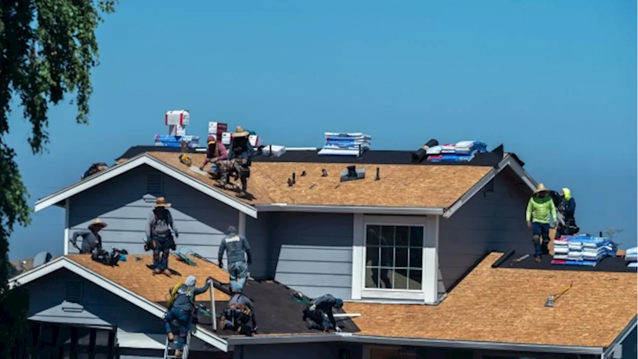 New US Home Construction Plunges to Slowest Pace Since June 2020