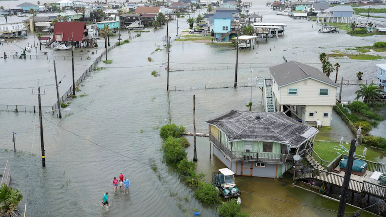 3 dead as Tropical Storm Alberto dumps rain on Texas and Mexico