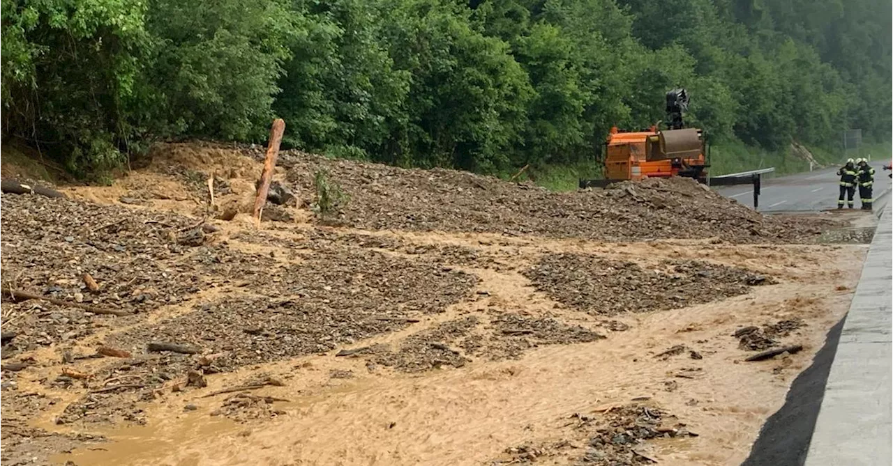 Pyhrnautobahn A9 nach schweren Unwettern nahe Graz nun wieder befahrbar