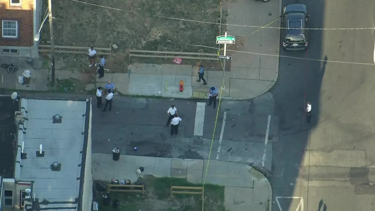 7 people shot on North Philadelphia street, suspects in sedan sought: officials