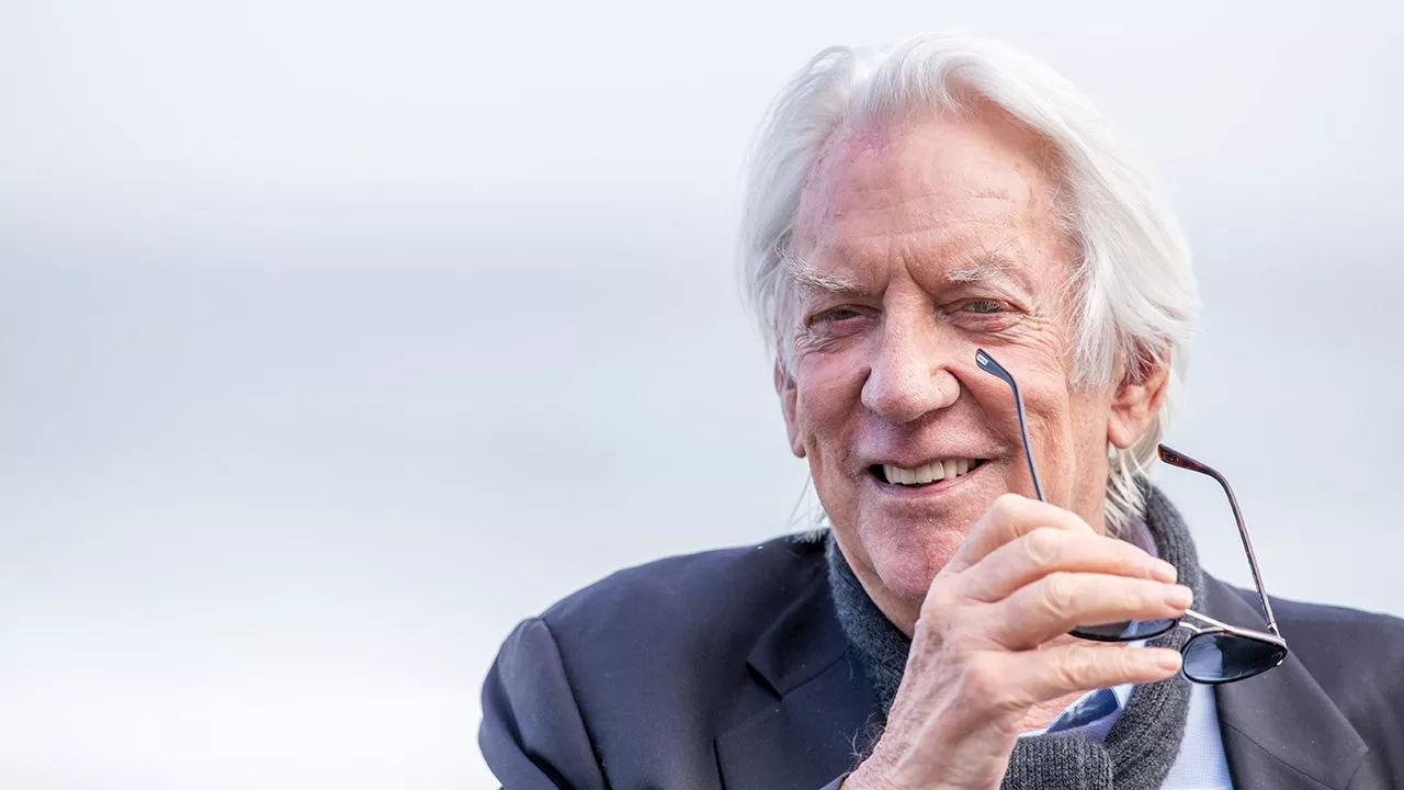 Hollywood remembers Donald Sutherland as one of the most 'engrossing film actors of all time'