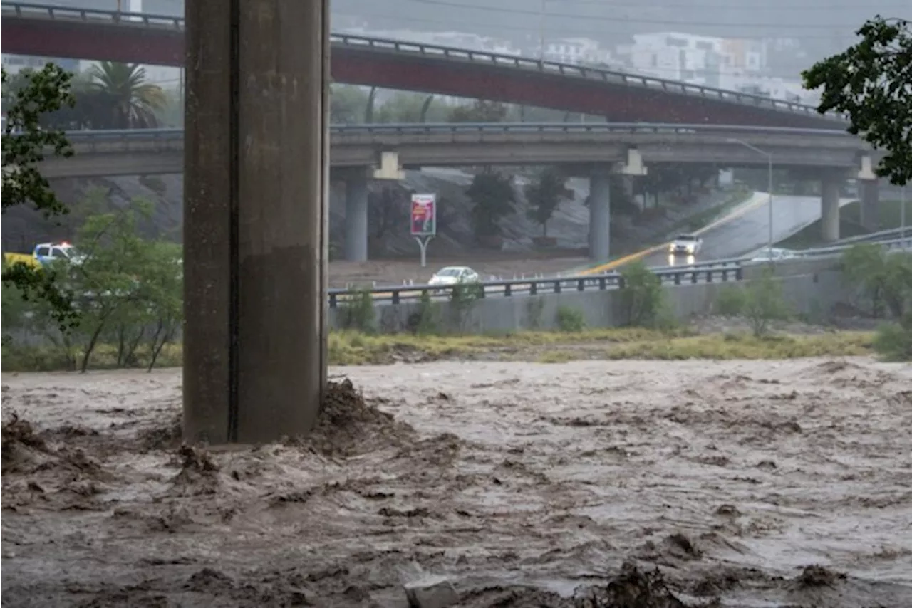 Vier doden door storm in Mexico: twee jongens geëlektrocuteerd tijdens fietsen in hevige regen