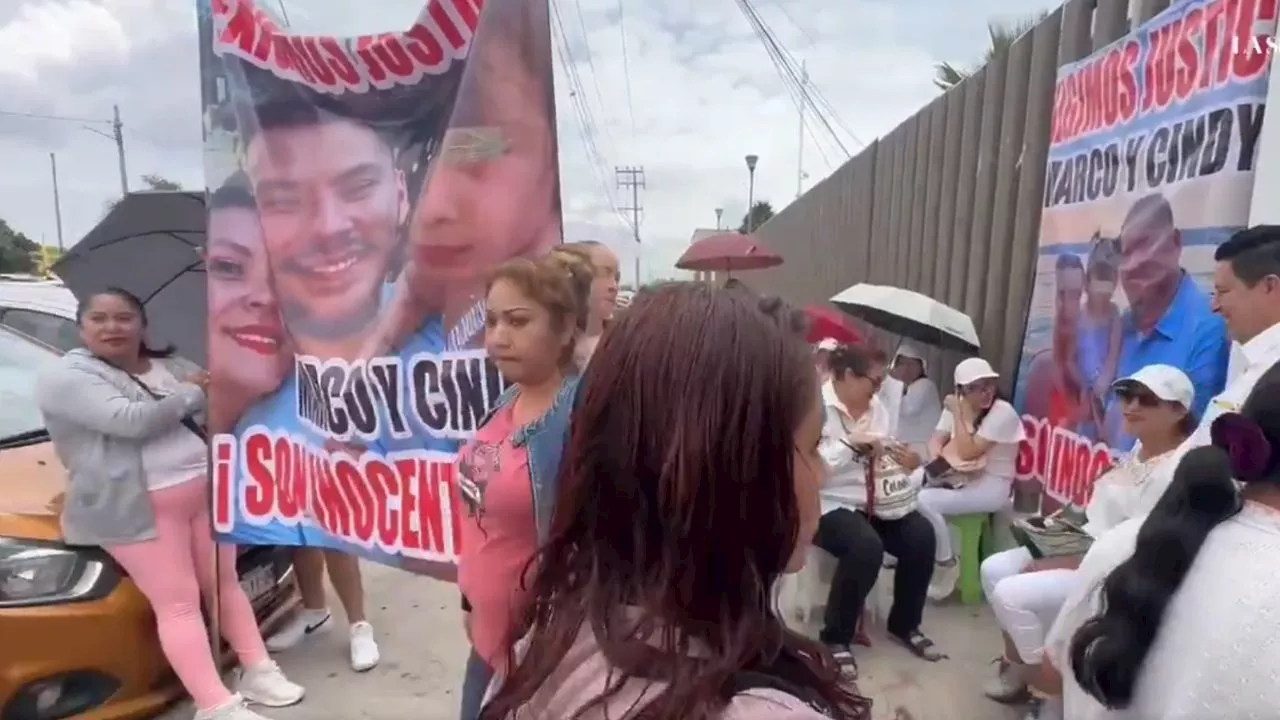 Manifestantes exigen liberación de Cindy y Marco, pareja arrestada por supuesto robo a una bodega de Neza