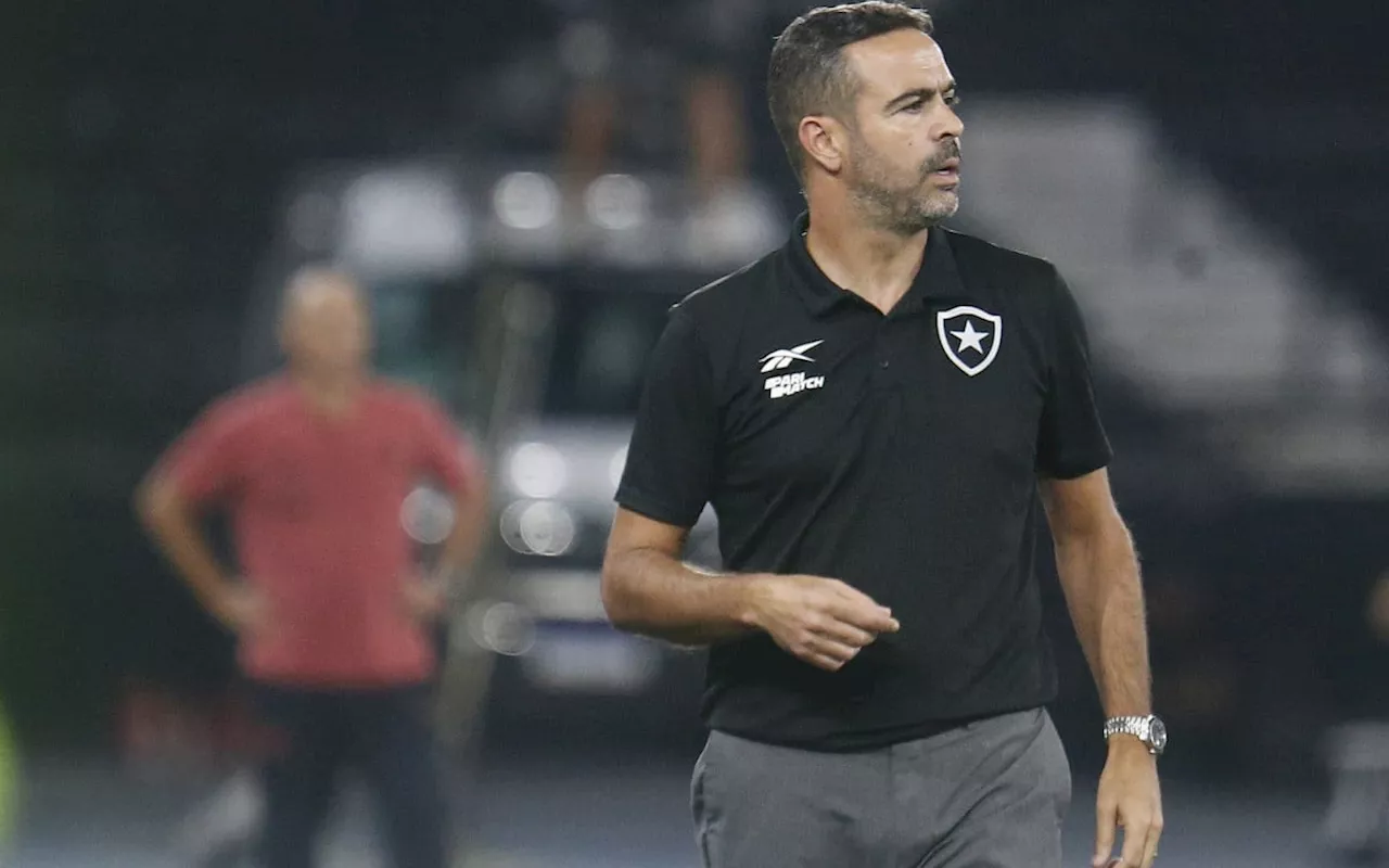 Artur Jorge valoriza ponto conquistado pelo Botafogo: 'Jogo difícil'