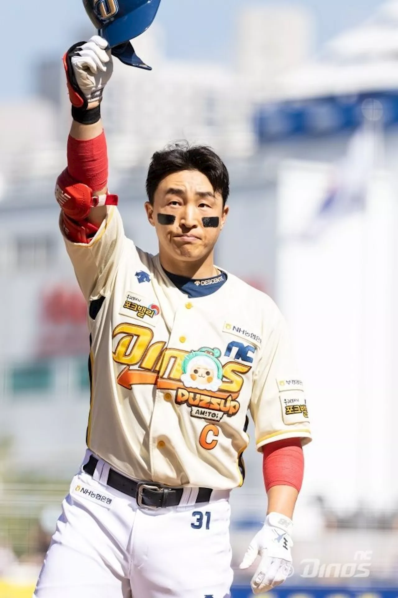 손아섭 역대 최다 2505안타…철저한 자기관리·뜨거운 승부욕으로 KBO 새 역사