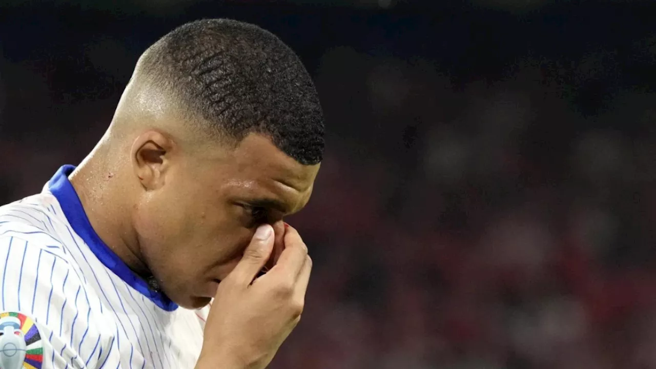 Kylian Mbappé presume la extraordinaria máscara con la que jugará contra Países Bajos