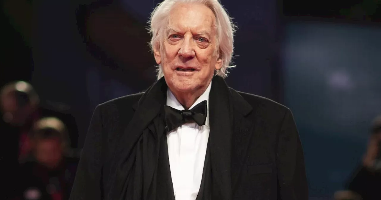 Ron Howard, Helen Mirren y su hijo Kiefer rinden homenaje a Donald Sutherland