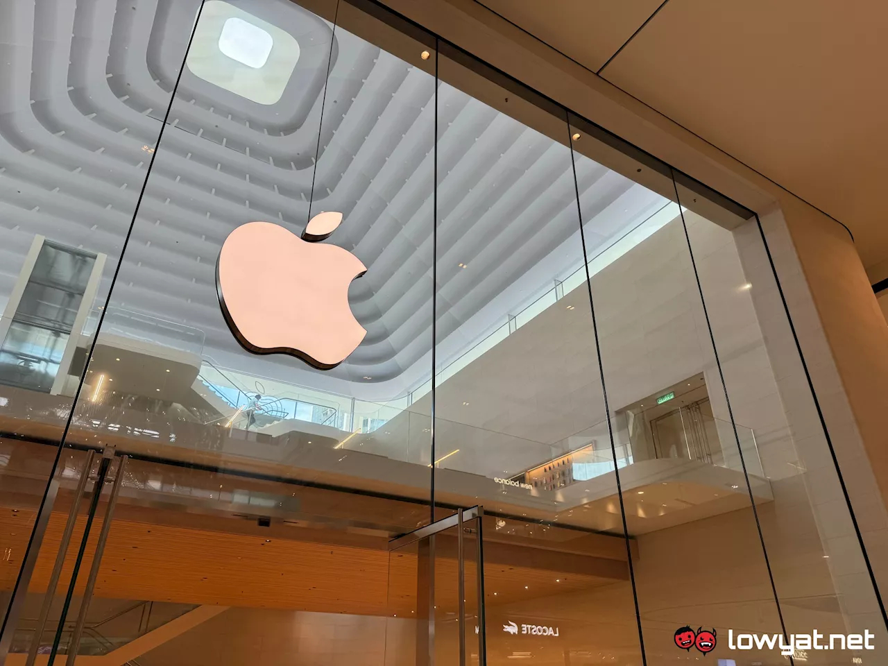 Here's A First Look At The Highly Anticipated Apple Store At The Exchange TRX