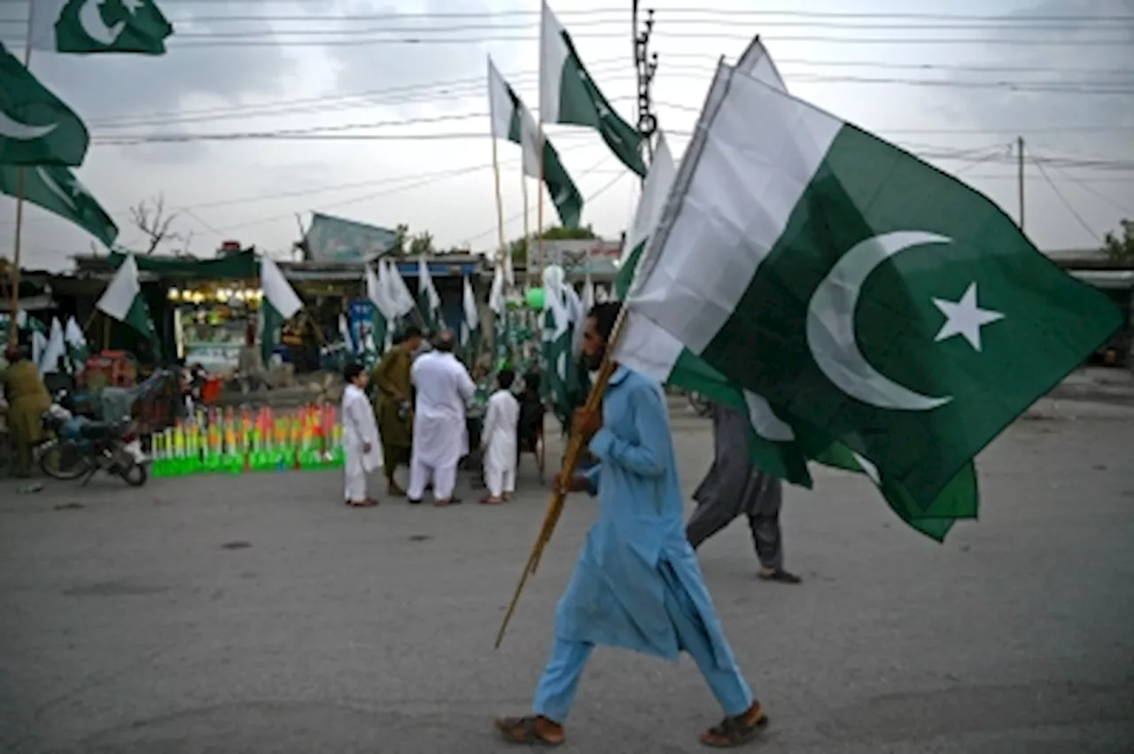 Crowd in Pakistan kills man accused of burning Quran, say police