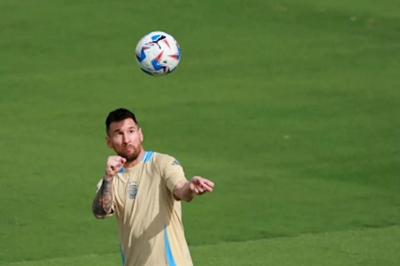 Just enjoy Messi and Di Maria while you can, Argentina coach Scaloni urges compatriots