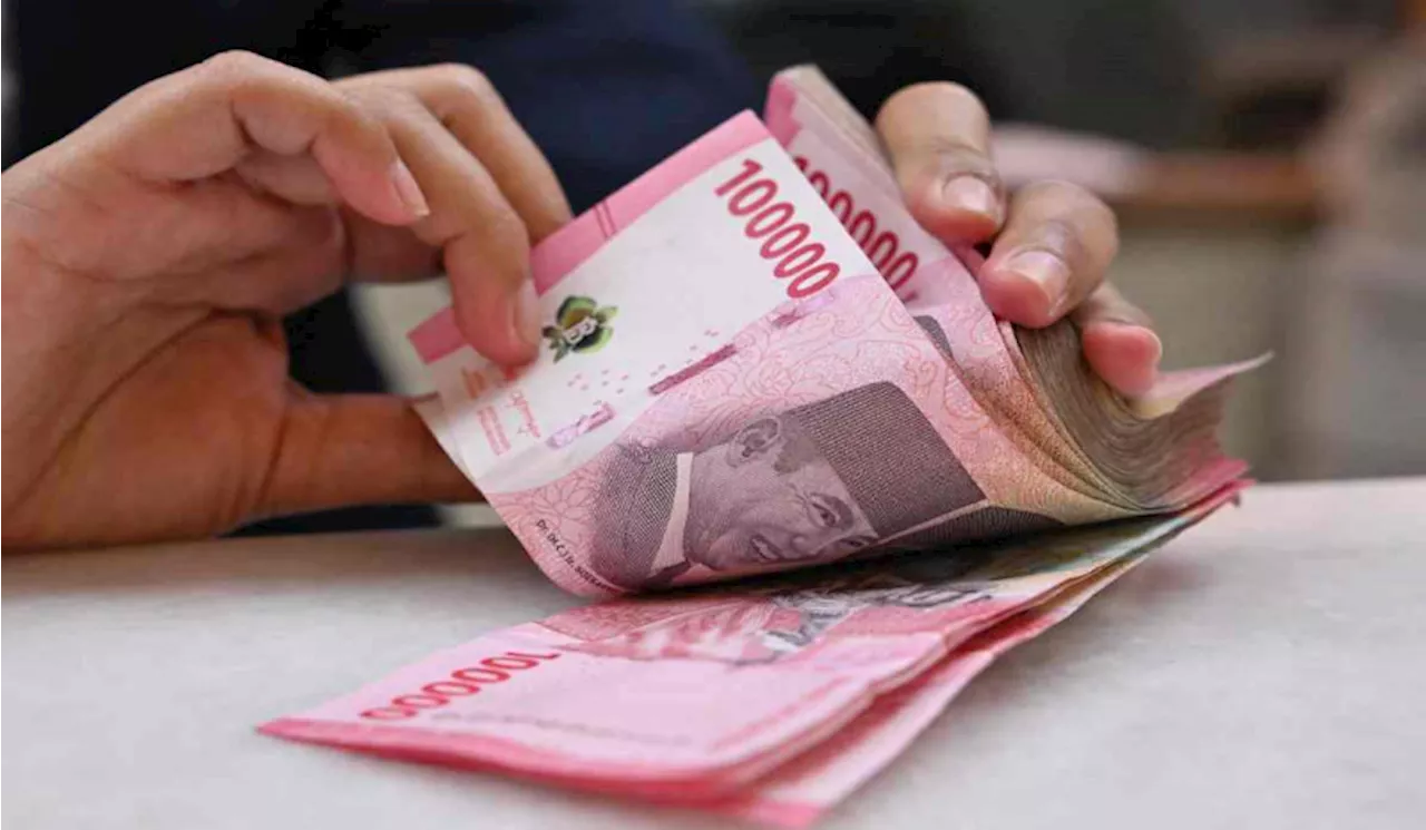 Nilai Tukar Rupiah Melemah, Pengamat Rekomendasikan Hal Ini