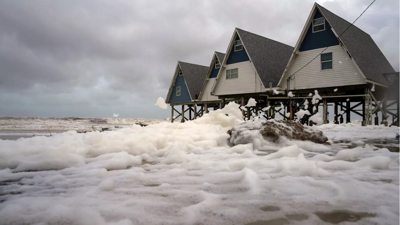 Tropical Storm Alberto causes flooding in Texas and Mexico with 3 deaths reported